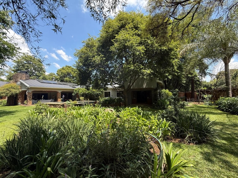 5 Bedroom Property for Sale in Irene Proper Security Estate Gauteng