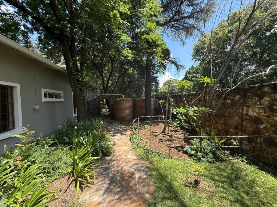 5 Bedroom Property for Sale in Irene Proper Security Estate Gauteng