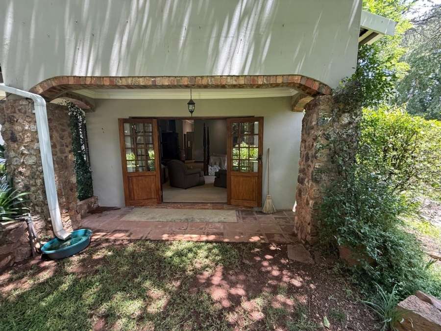 5 Bedroom Property for Sale in Irene Proper Security Estate Gauteng