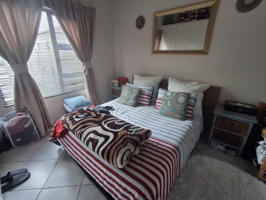 To Let 2 Bedroom Property for Rent in Goedeburg Gauteng