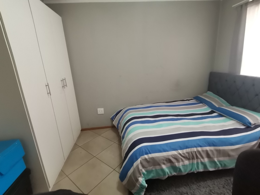 2 Bedroom Property for Sale in Albertsdal Gauteng