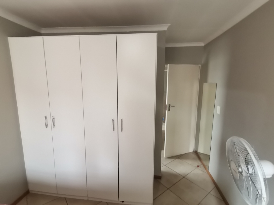 2 Bedroom Property for Sale in Albertsdal Gauteng