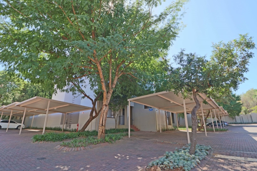 To Let 2 Bedroom Property for Rent in Bryanston Gauteng