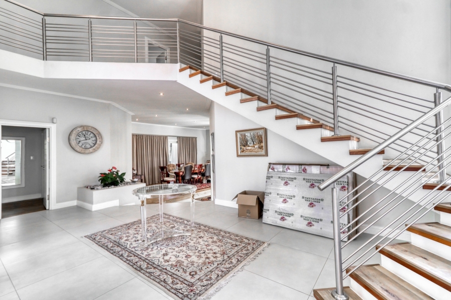 5 Bedroom Property for Sale in Dainfern Valley Gauteng