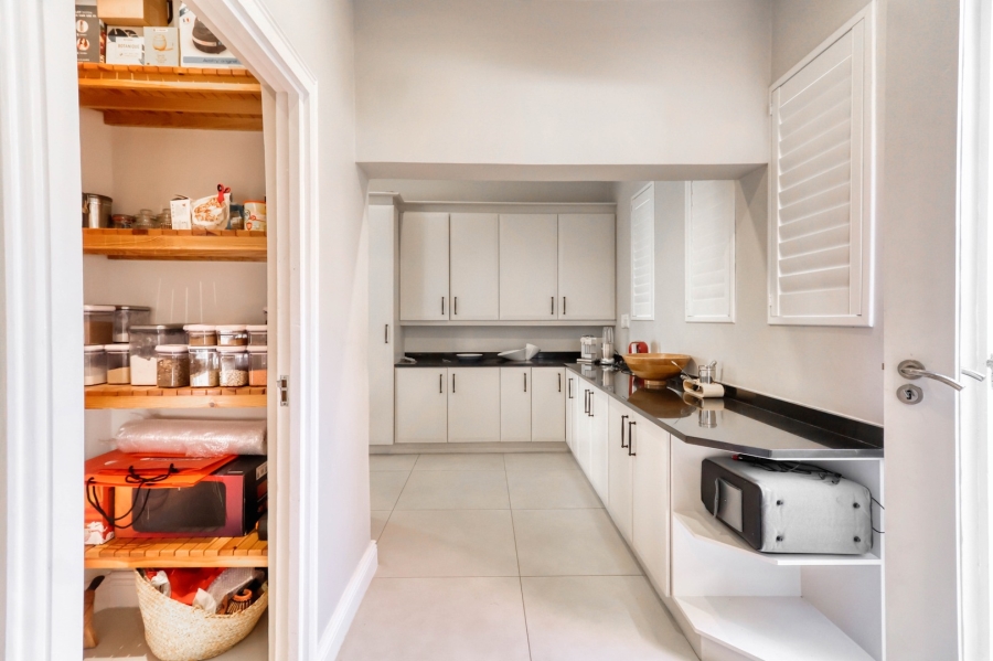 5 Bedroom Property for Sale in Dainfern Valley Gauteng