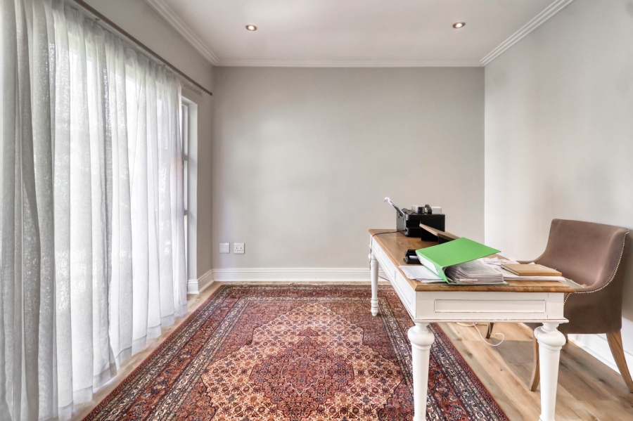 5 Bedroom Property for Sale in Dainfern Valley Gauteng