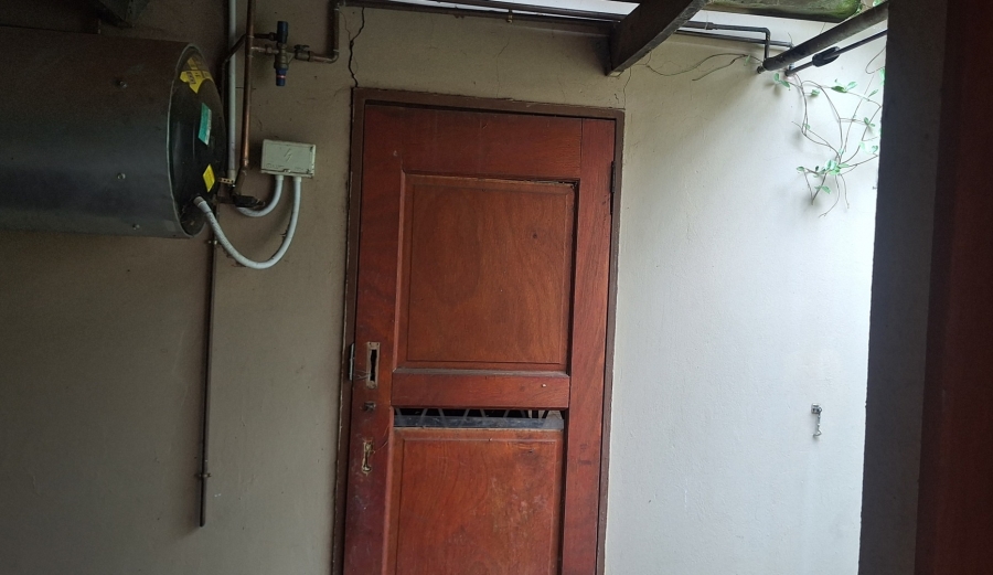 2 Bedroom Property for Sale in Theoville Gauteng