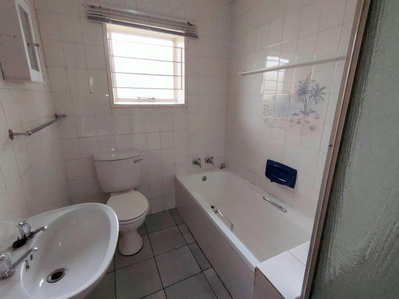 2 Bedroom Property for Sale in Glen Marais Gauteng