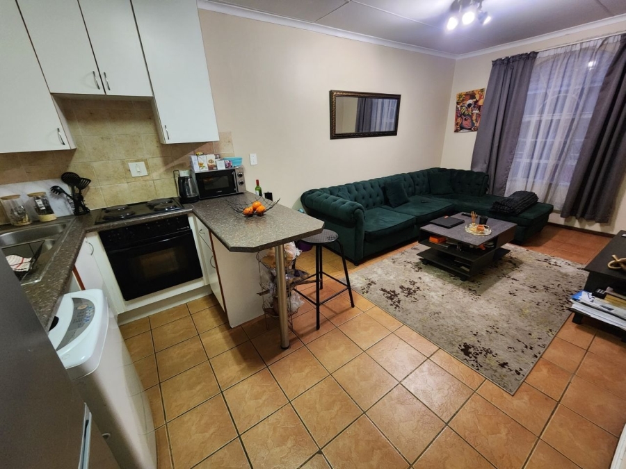 1 Bedroom Property for Sale in Ravenswood Gauteng