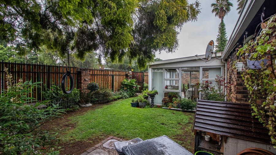 2 Bedroom Property for Sale in Goedeburg Gauteng