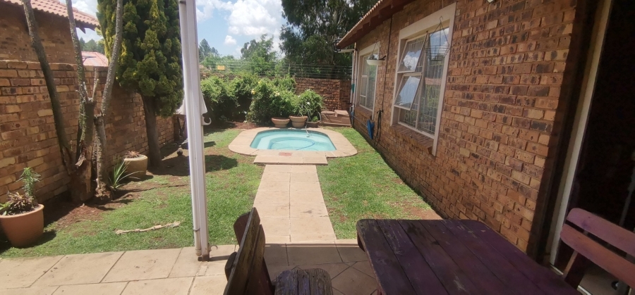 2 Bedroom Property for Sale in New State Areas Gauteng