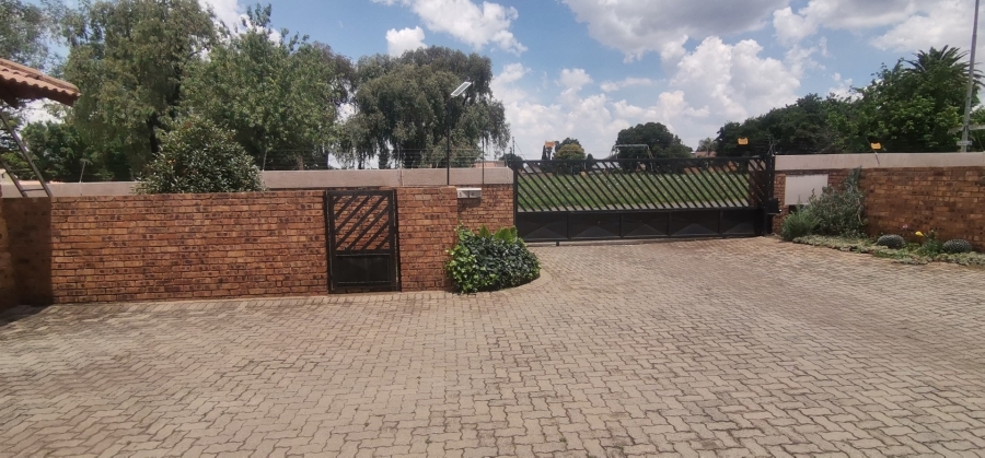 2 Bedroom Property for Sale in New State Areas Gauteng