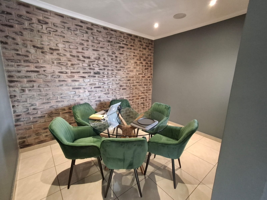 To Let 3 Bedroom Property for Rent in Beyers Park Gauteng