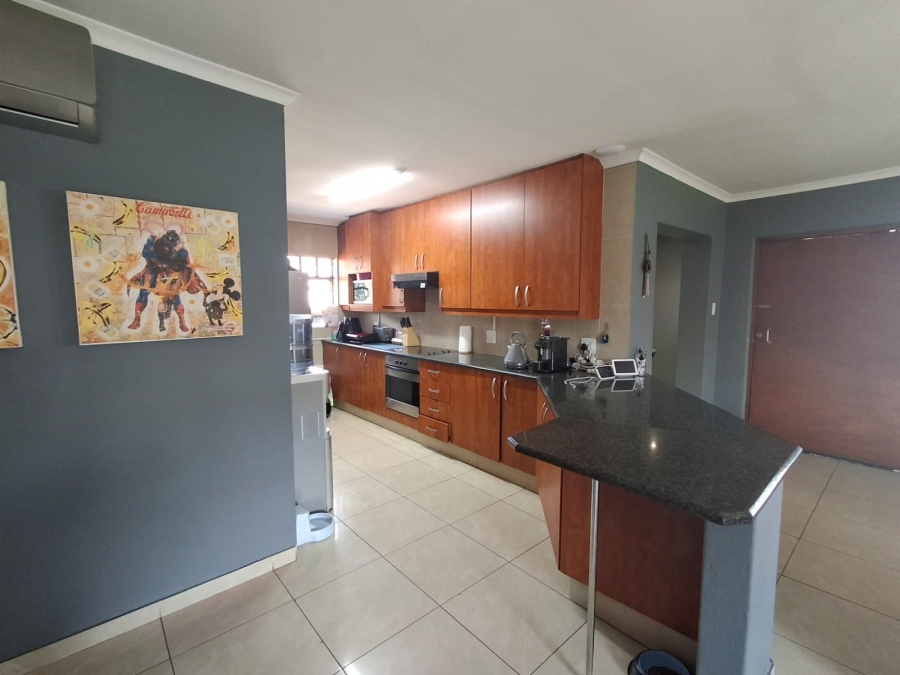 To Let 3 Bedroom Property for Rent in Beyers Park Gauteng