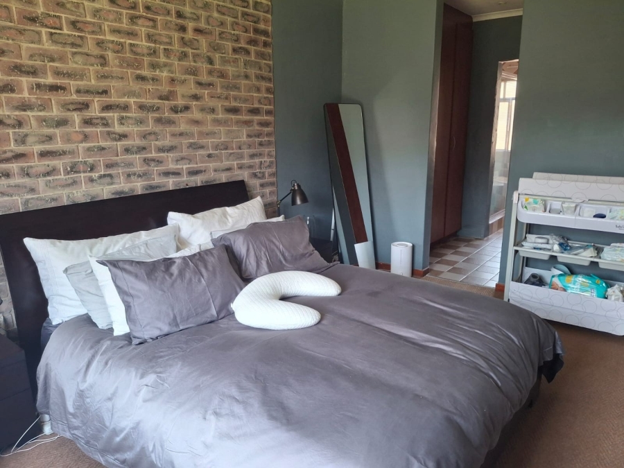 To Let 3 Bedroom Property for Rent in Beyers Park Gauteng