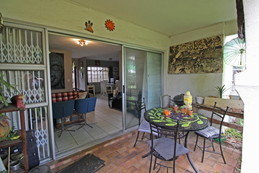 2 Bedroom Property for Sale in Bryanston Gauteng