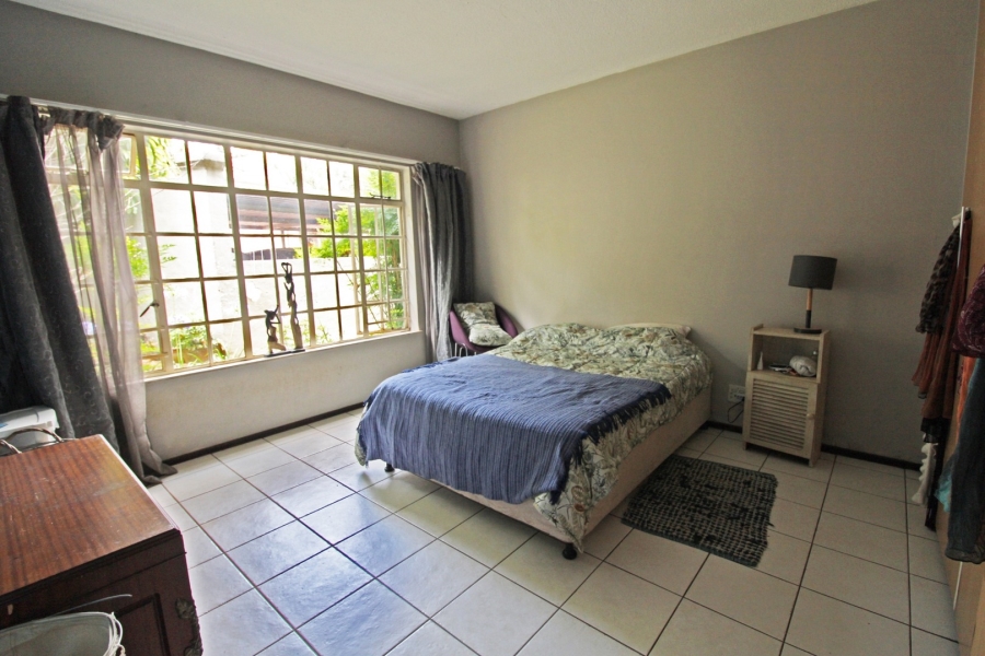 2 Bedroom Property for Sale in Bryanston Gauteng