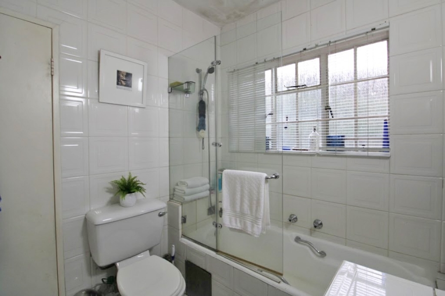 2 Bedroom Property for Sale in Bryanston Gauteng