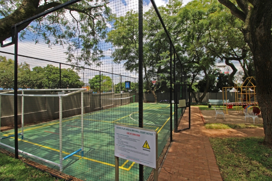 2 Bedroom Property for Sale in Bryanston Gauteng