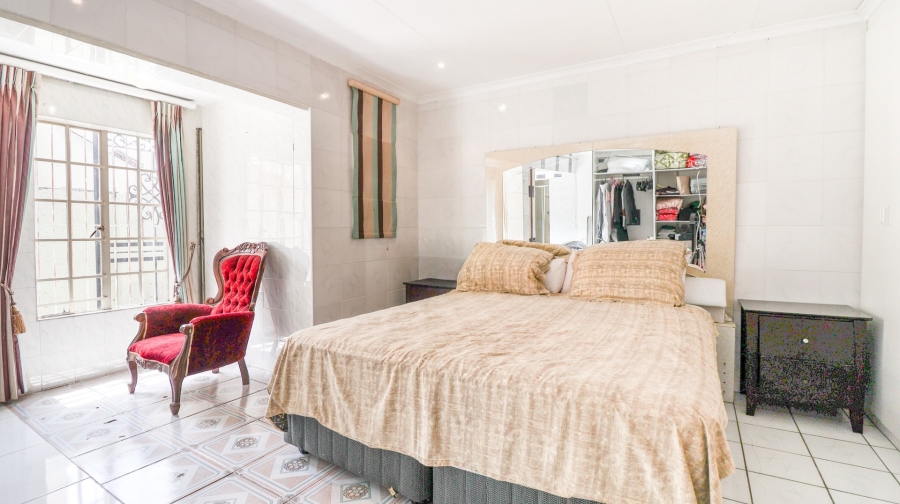 5 Bedroom Property for Sale in Fourways Gauteng