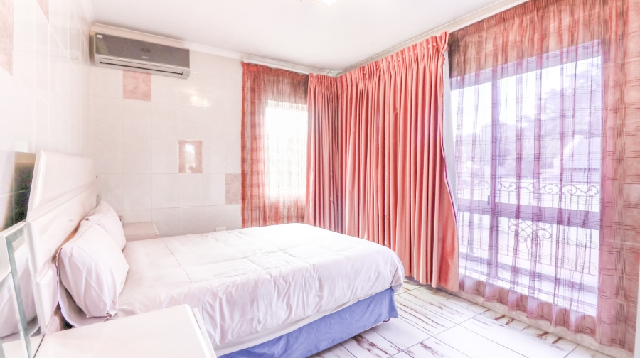 5 Bedroom Property for Sale in Fourways Gauteng