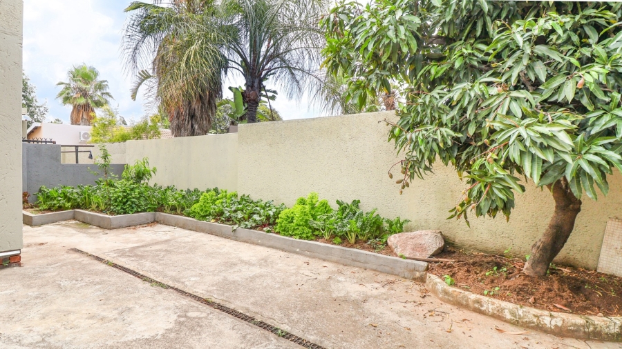 5 Bedroom Property for Sale in Fourways Gauteng