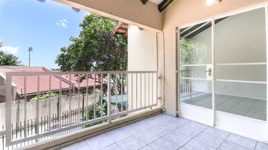 2 Bedroom Property for Sale in Lonehill Gauteng