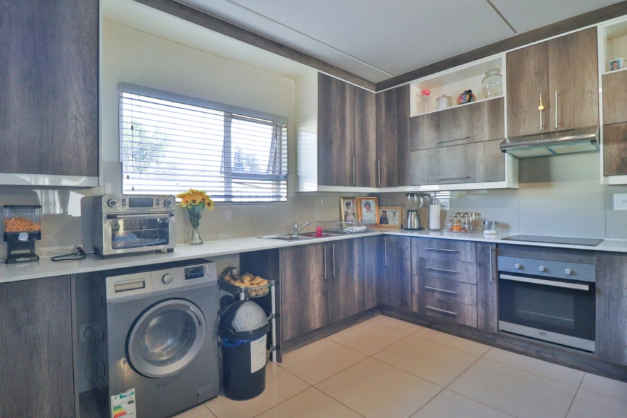 3 Bedroom Property for Sale in Morehill Gauteng