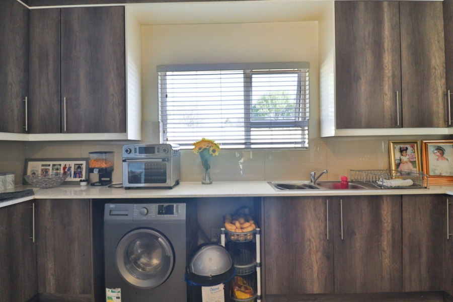 3 Bedroom Property for Sale in Morehill Gauteng