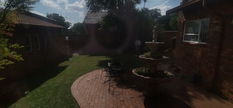 4 Bedroom Property for Sale in Dalpark Proper Gauteng