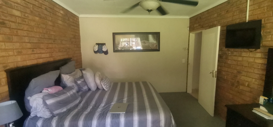 4 Bedroom Property for Sale in Dalpark Proper Gauteng