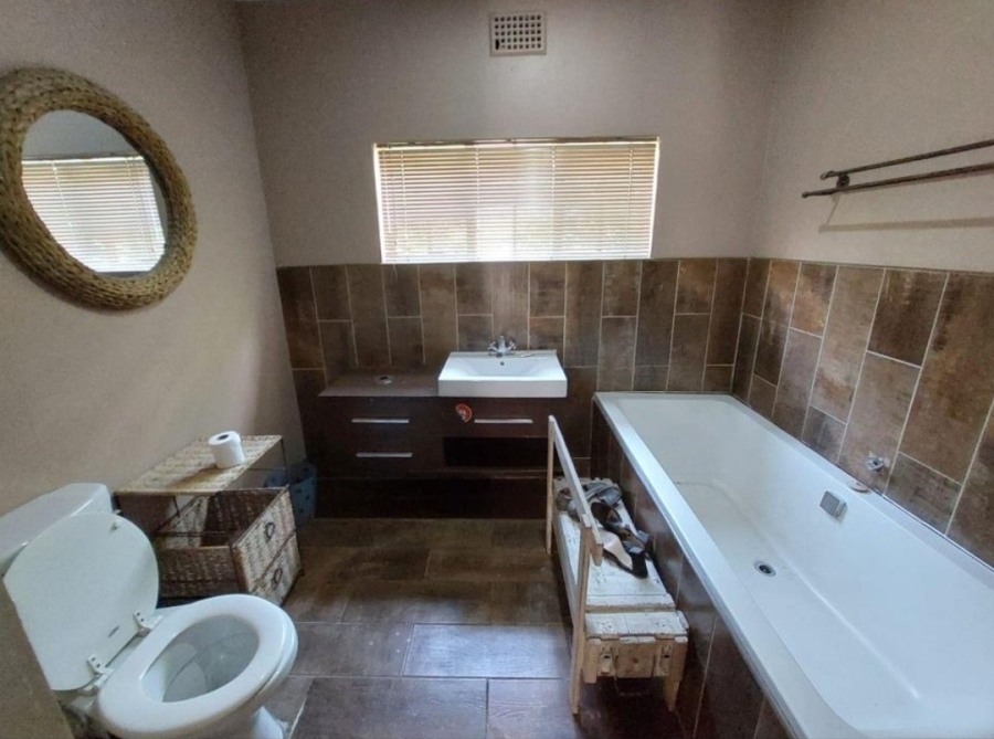 4 Bedroom Property for Sale in Dalpark Proper Gauteng