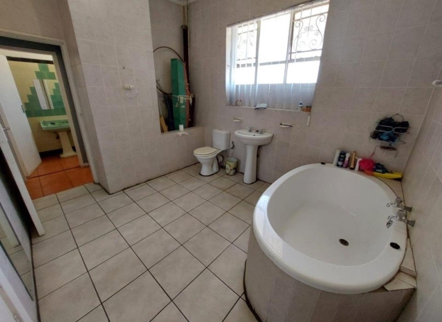 5 Bedroom Property for Sale in Brenthurst Gauteng