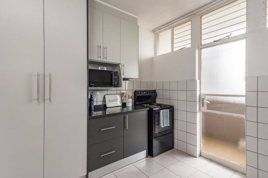 To Let 2 Bedroom Property for Rent in Honeyhills Gauteng