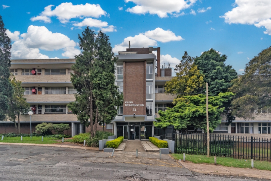 To Let 2 Bedroom Property for Rent in Honeyhills Gauteng