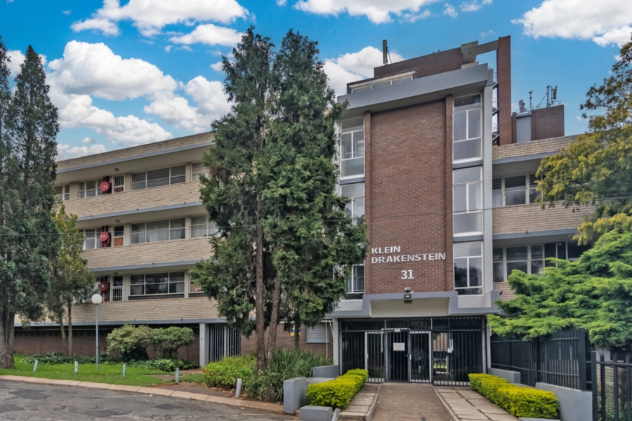 To Let 2 Bedroom Property for Rent in Honeyhills Gauteng