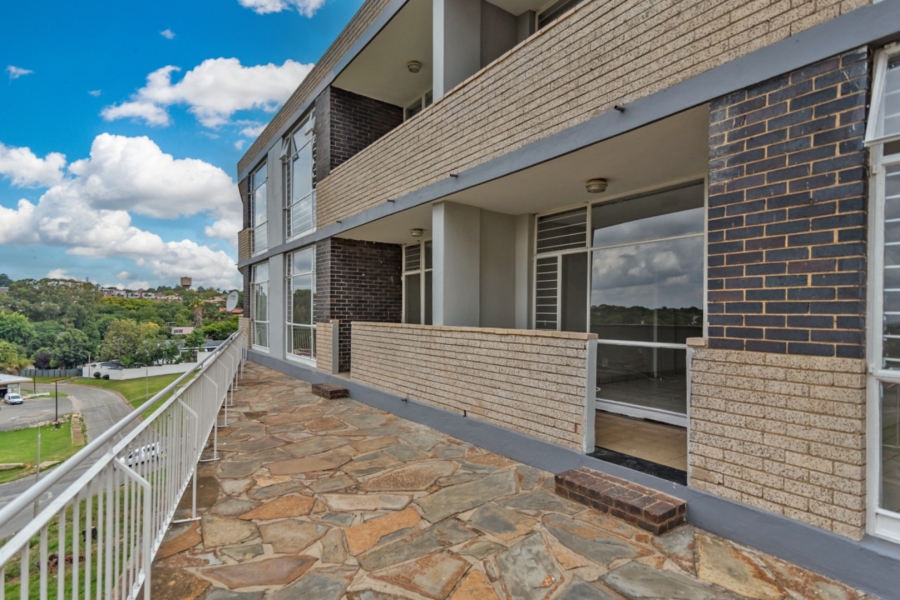 To Let 2 Bedroom Property for Rent in Honeyhills Gauteng