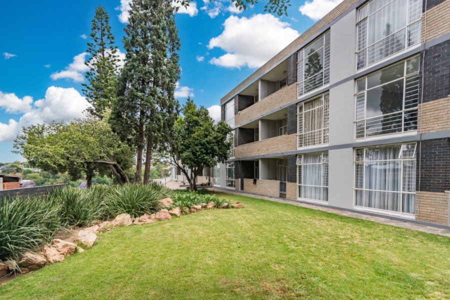 To Let 2 Bedroom Property for Rent in Honeyhills Gauteng