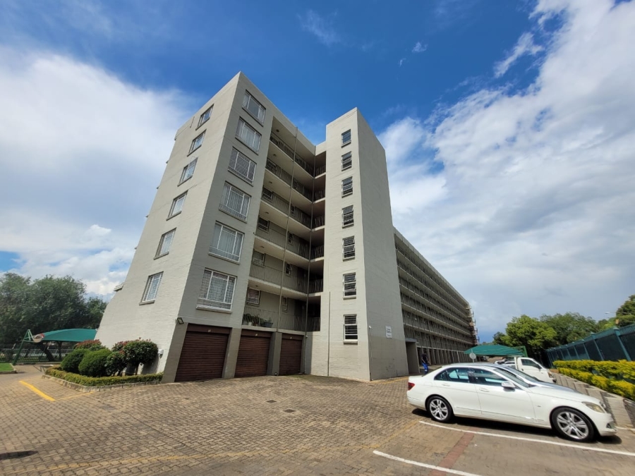 3 Bedroom Property for Sale in Queenswood Gauteng