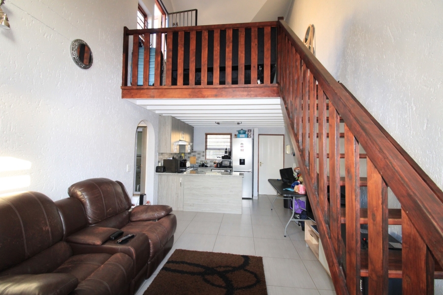 To Let 1 Bedroom Property for Rent in Lonehill Gauteng