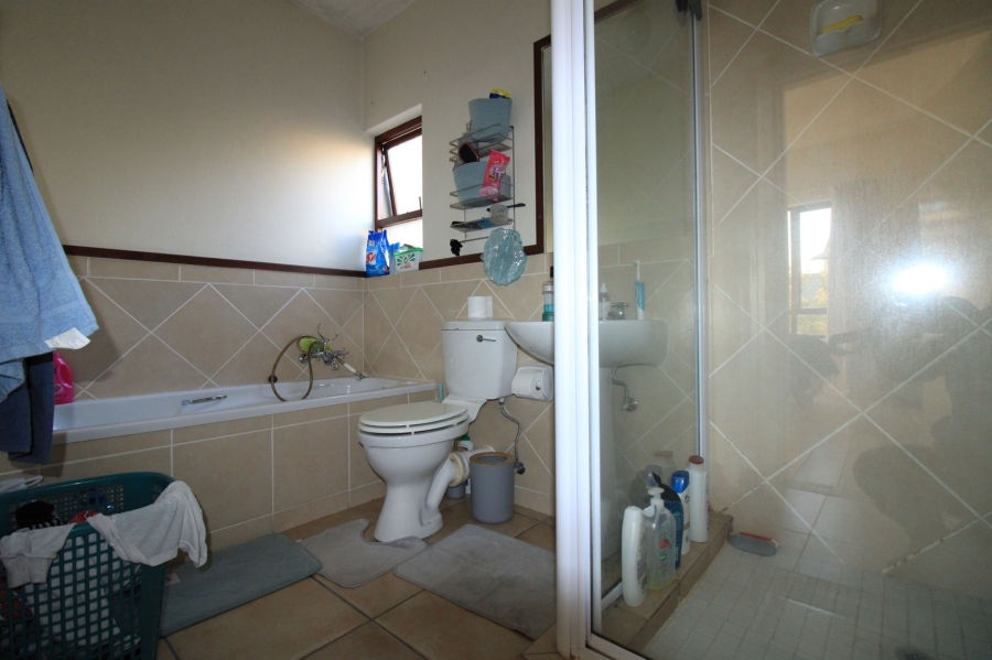 To Let 1 Bedroom Property for Rent in Lonehill Gauteng
