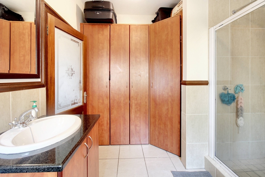 2 Bedroom Property for Sale in Dainfern Gauteng