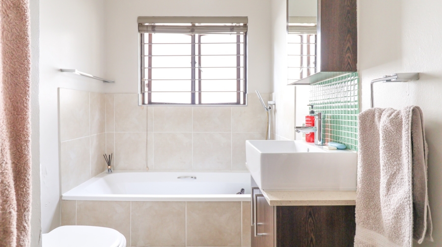 2 Bedroom Property for Sale in Witkoppen Gauteng