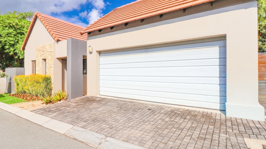 2 Bedroom Property for Sale in Witkoppen Gauteng