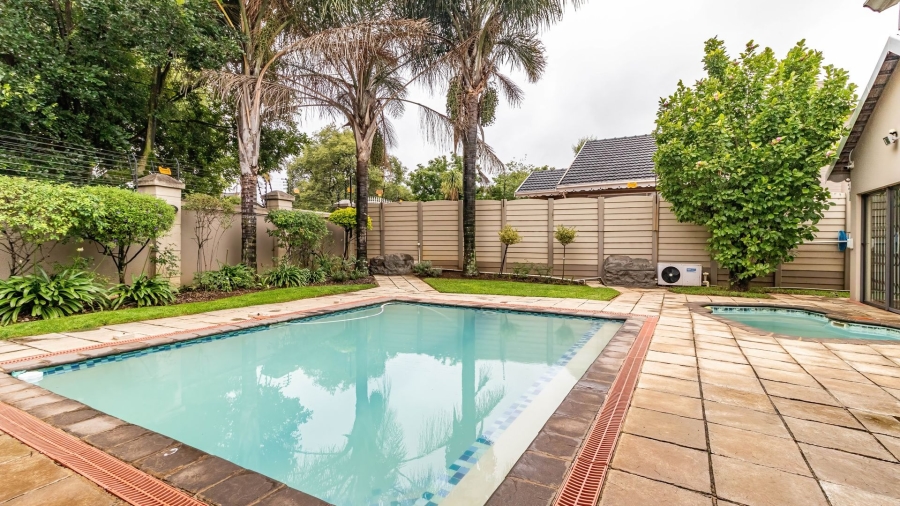 3 Bedroom Property for Sale in Farrarmere Gauteng