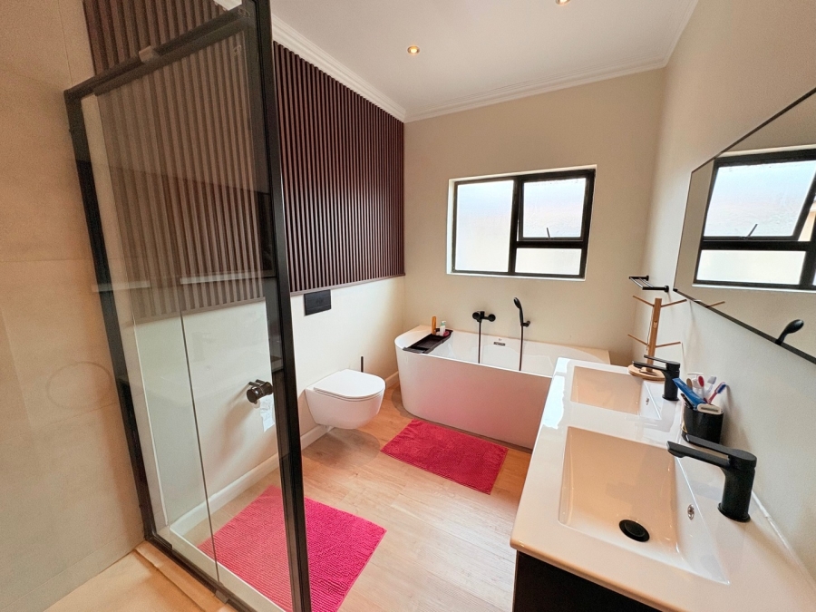 3 Bedroom Property for Sale in Libradene Gauteng