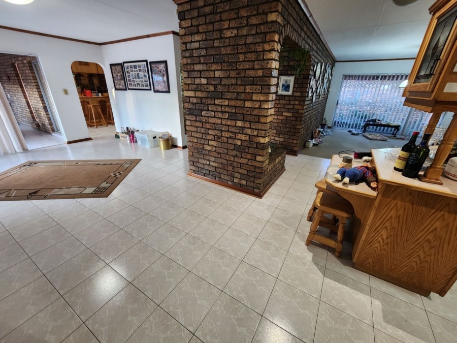 4 Bedroom Property for Sale in Bartlett Gauteng