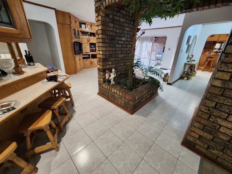 4 Bedroom Property for Sale in Bartlett Gauteng