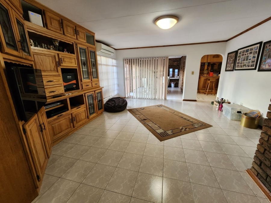 4 Bedroom Property for Sale in Bartlett Gauteng