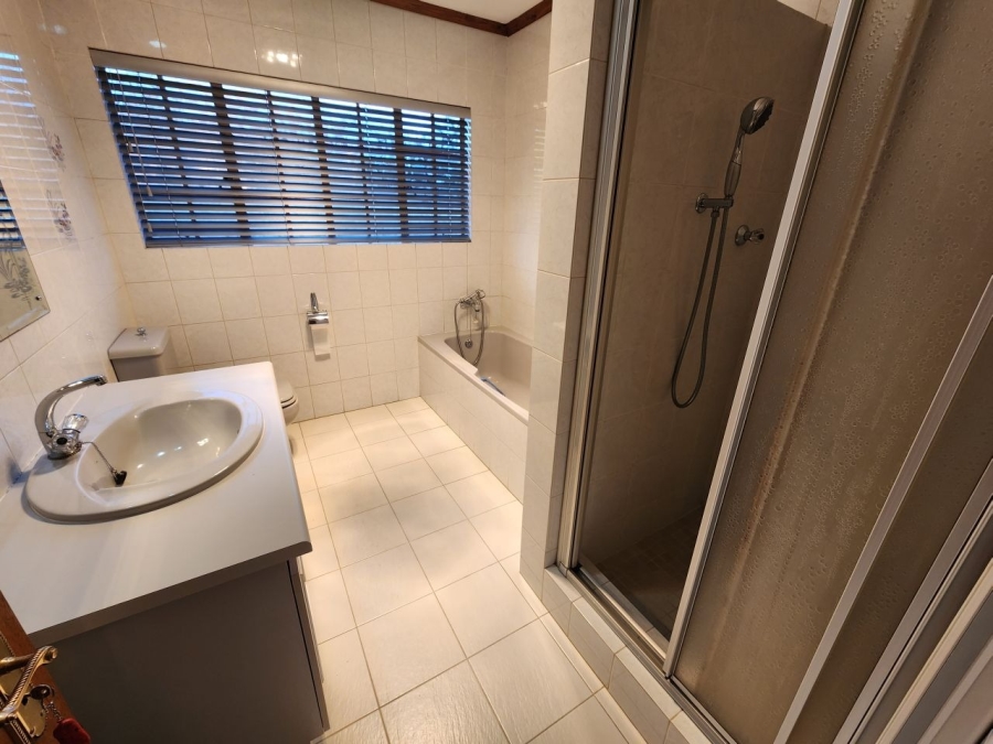 4 Bedroom Property for Sale in Bartlett Gauteng